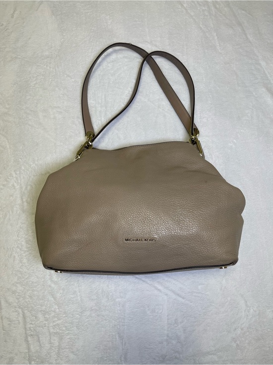 Michael Kors Handbags - Michael Kors Raven Large Pebbled Leather Shoulder Bag - Taupe Beige Tan